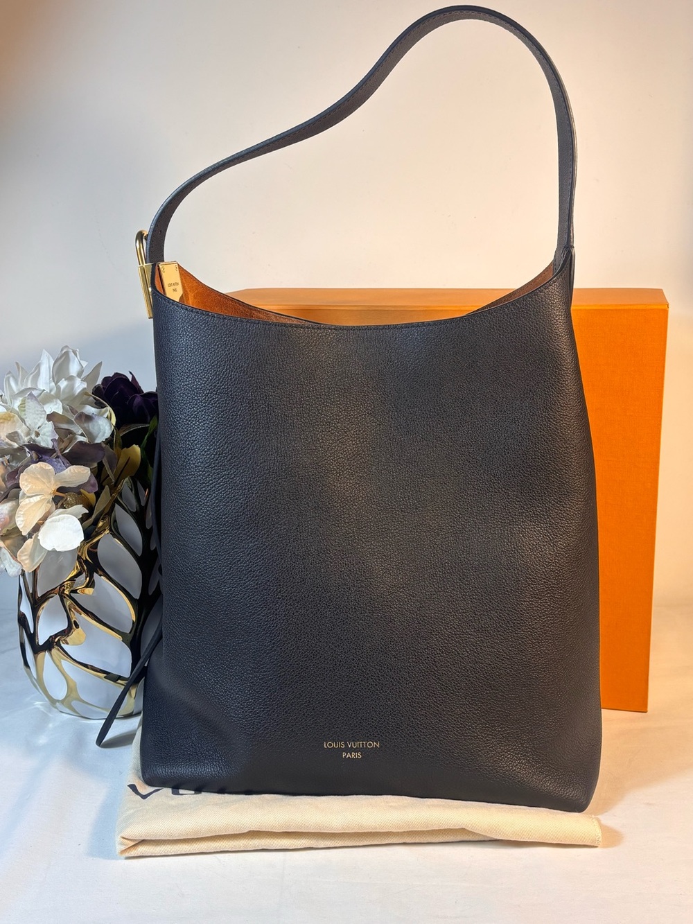 Louis Vuitton Low Key Mm Hobo Black